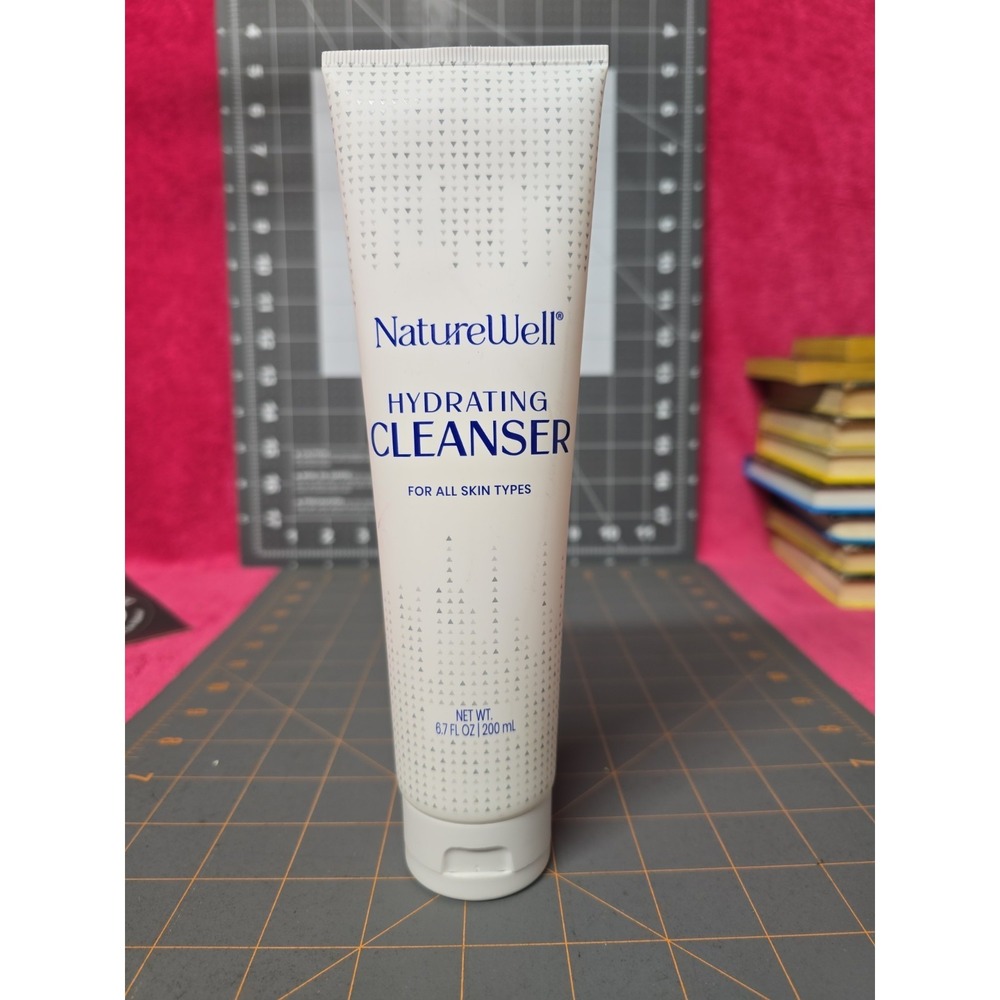 NatureWell Hydrating Cleanser For All Skin Types 6.7 Fl. Oz 200 Ml New Sealed
